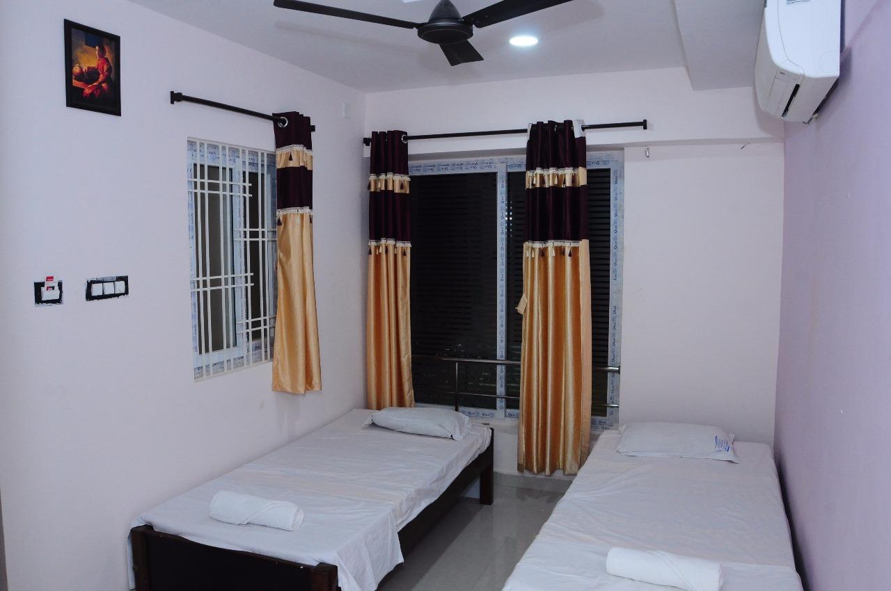 Sgs Residency Villa Tirupati Bagian luar foto